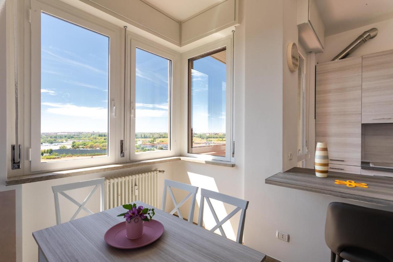 شقة Borgo Milano Penthouse - With Parking فيرونا المظهر الخارجي الصورة